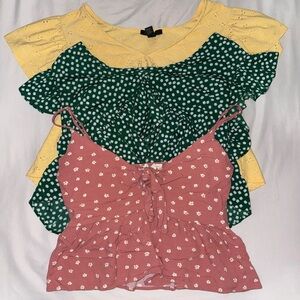 Bundle of summer tops